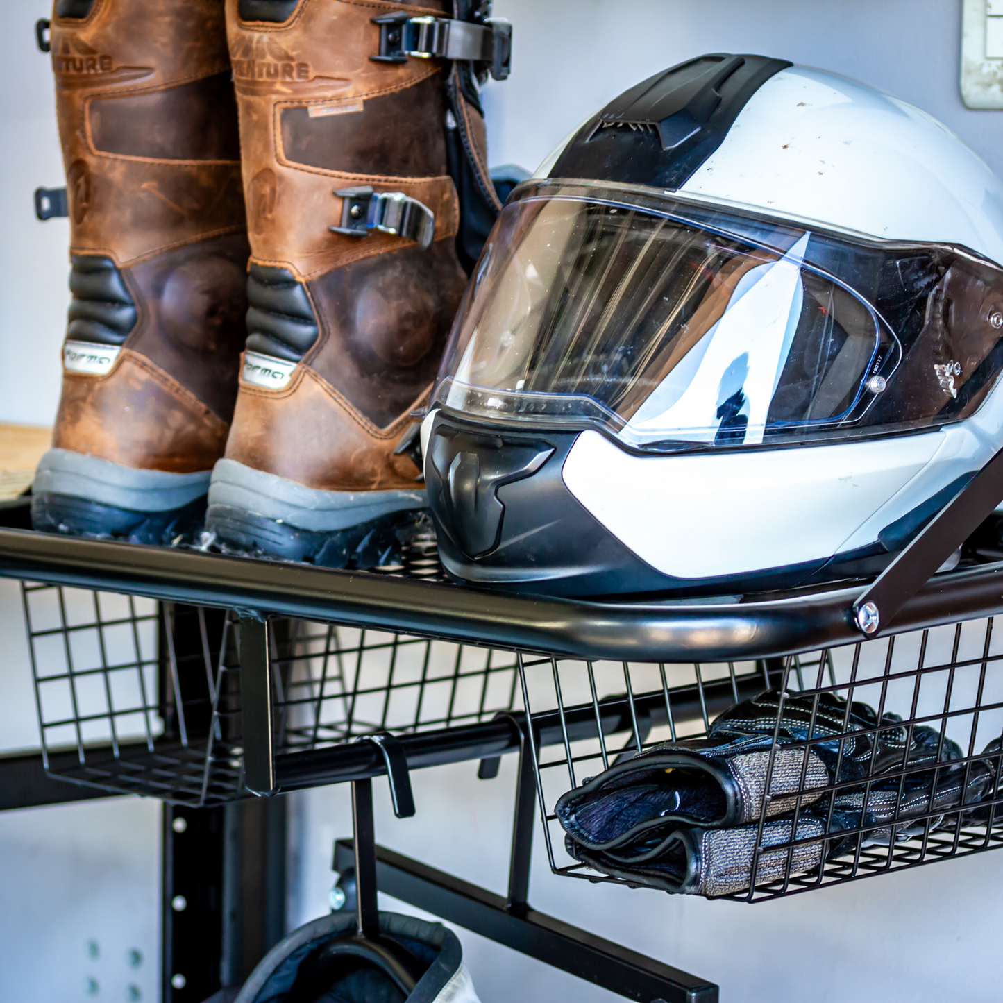 Wall-Mounted Single Sports Rack